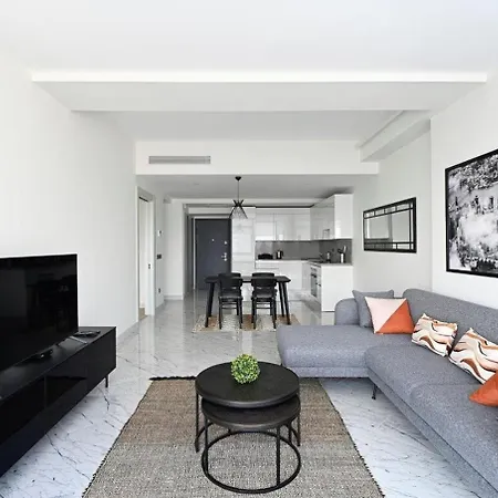 Nyaraló Beautiful Modern 1bd Views W Poolgym! #223