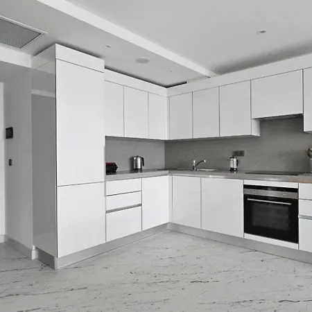 Beautiful Modern 1bd Views W Poolgym! #223 펜션