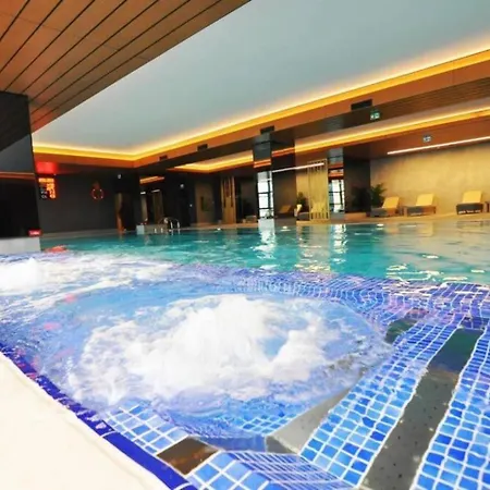 Beautiful Modern 1bd Views W Poolgym! #223 * 이스탄불
