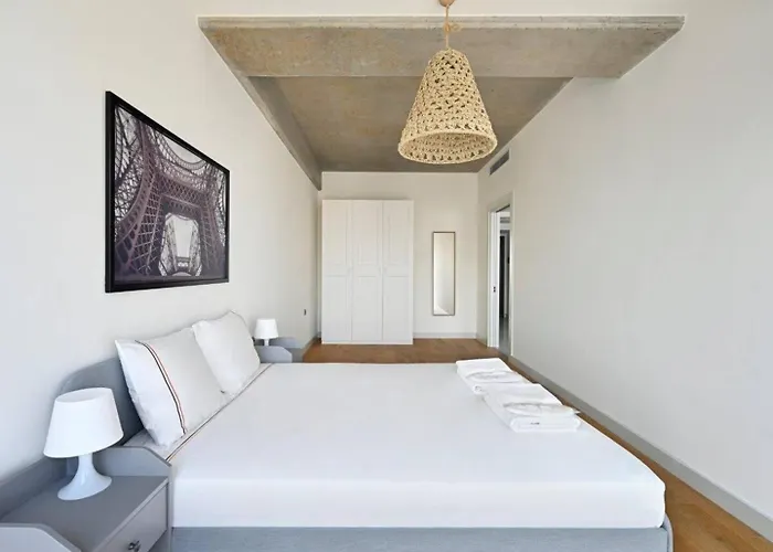 Beautiful Modern 1bd Views W Poolgym! #223