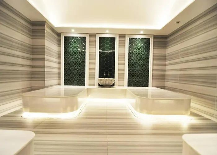 Holiday home Beautiful Modern 1bd Views W Poolgym! #223 *